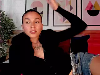 Luna Ruso's Live Sex Cam Show