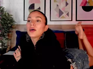 Luna Ruso's Live Sex Cam Show