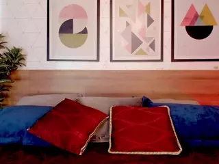 Luna Ruso's Live Sex Cam Show