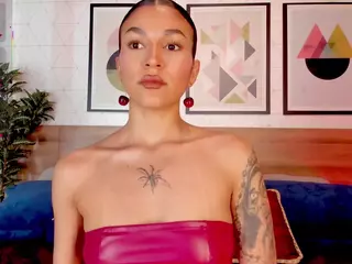 Luna Ruso's Live Sex Cam Show