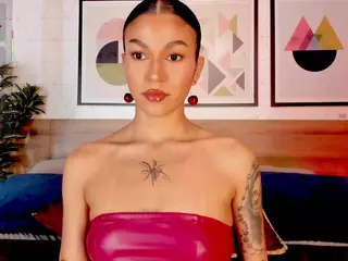 Luna Ruso's Live Sex Cam Show