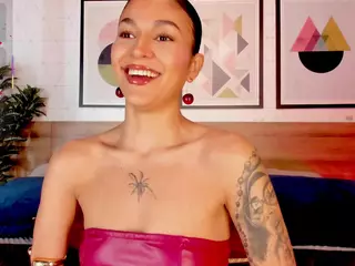 Luna Ruso's Live Sex Cam Show