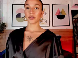 Luna Ruso's Live Sex Cam Show