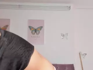 Samanta Creamy Pussy's Live Sex Cam Show