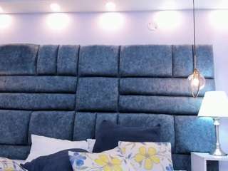 barbiee-sexxy's CamSoda show and profile