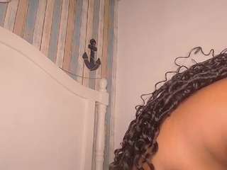 MichaelaCox live cam