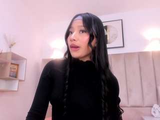 annie-queen Live Webcam on CamSoda