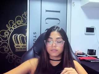 Live webcam model anawilson on Soda Cams