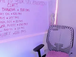 Deboraevans's Live Sex Cam Show