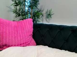 Miss Luna Rae live webcam show