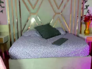 angela-clarkk's Live Sex Cam Show