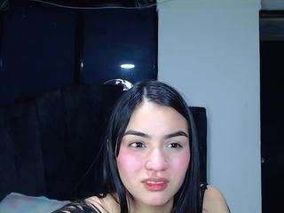 ariel-zoe Live Webcam on CamSoda