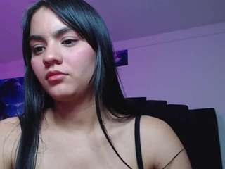ariel-zoe