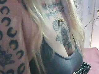 kaily-pearty Live Webcam on CamSoda