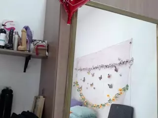 antonella23's Live Sex Cam Show