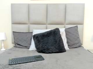 abril-taylorr webcam