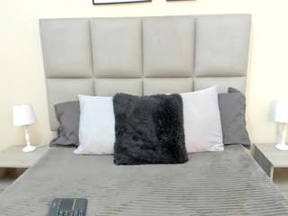 abril-taylorr webcam