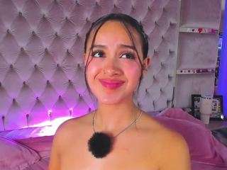 haarii02 Live Webcam on CamSoda