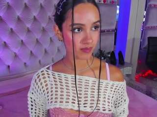 haarii02's CamSoda show and profile
