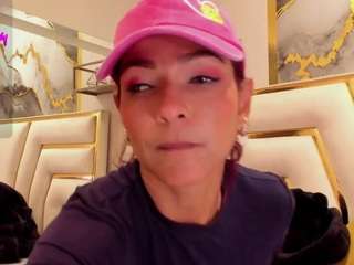 hanna-petit Live Webcam on CamSoda