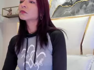 Hanna Petit's Live Sex Cam Show