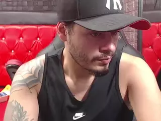 MaxiUnliimited's Live Sex Cam Show