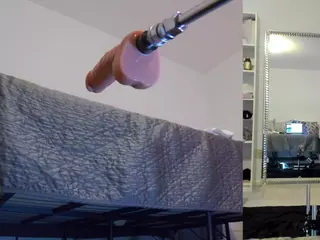 Heavenia's Live Sex Cam Show