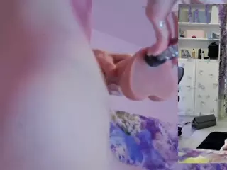 Heavenia's Live Sex Cam Show