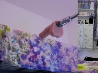 Heavenia's Live Sex Cam Show
