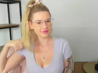 AmberBeauty's Live Sex Cam Show