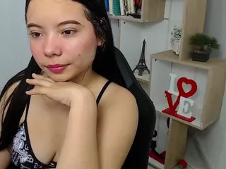 liittle-moolly's Live Sex Cam Show
