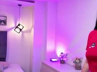 iam-sofiia Live Webcam on CamSoda