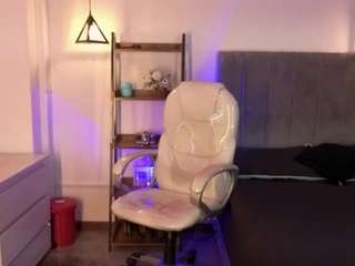 Sofia Watson live cam preview