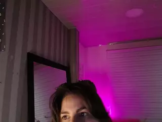 JESSYCUTEFACE's Live Sex Cam Show