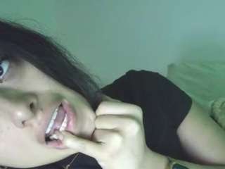 Live webcam model magix333 on Soda Cams