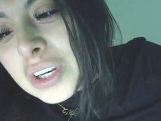 Live webcam model magix333 on Soda Cams