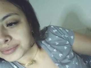 Live webcam model magix333 on Soda Cams