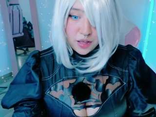  chloe-chain chat room