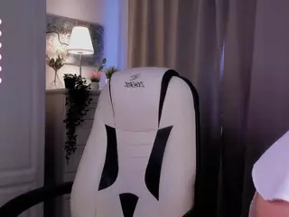 FreyaRay's Live Sex Cam Show