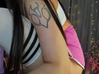 FreyaRay's Live Sex Cam Show