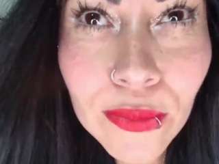  tania-mature chat room