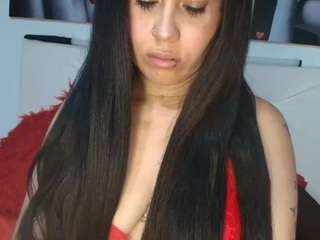 tania-mature Live Webcam on CamSoda