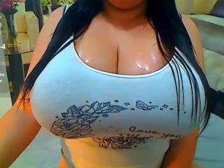 hillarysofia Live Webcam on CamSoda