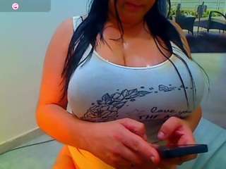 hillarysofia webcam