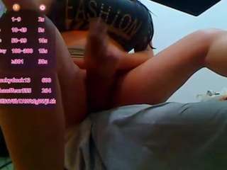 hillarysofia's live room