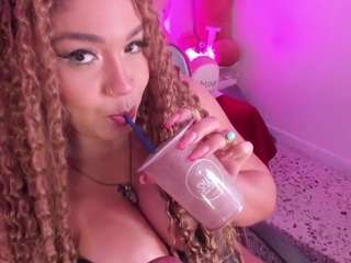 joycethompson Live Webcam on CamSoda
