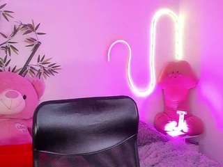 joycethompson webcam model