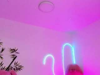 Live webcam model joycethompson on Soda Cams