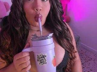 joycethompson Live Webcam on CamSoda