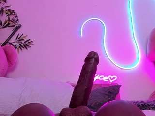 joycethompson webcam